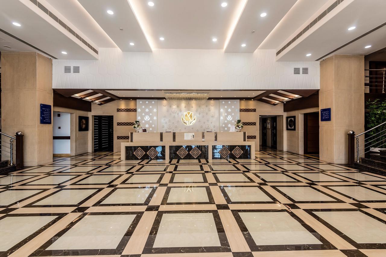 Golden Chariot Vasai Hotel Exterior photo
