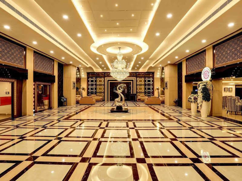 Golden Chariot Vasai Hotel Exterior photo